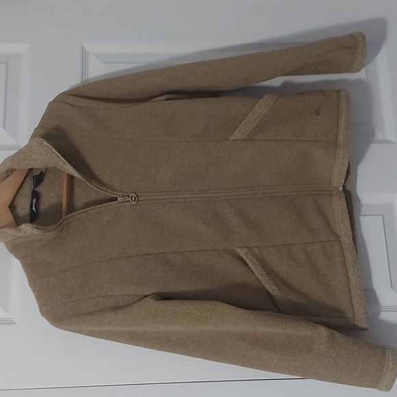 Avia zippered jacket in very good condition - Picture 1 of 4